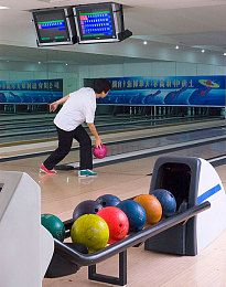 第7届亚冬会中国代表团成立冰舞组合亮相组